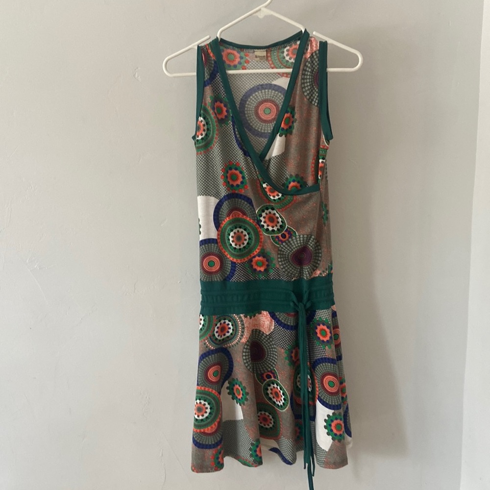 Kathmandu imports sleeveless flouncy dress with plunging neckline Sz S